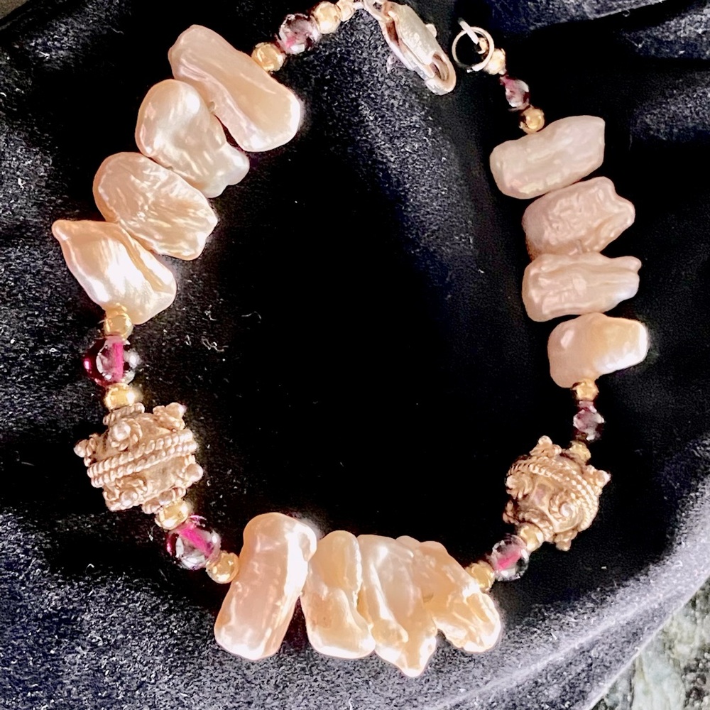 Pink Fresh Water Pearl, Genuine Garnet Bead Bracelet, Gold-filled Beads, Finding